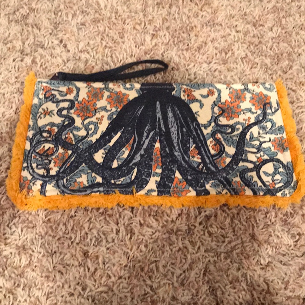 Octopus clutch